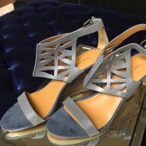 NINE WEST Sz 10 Wedges Spring Sale!